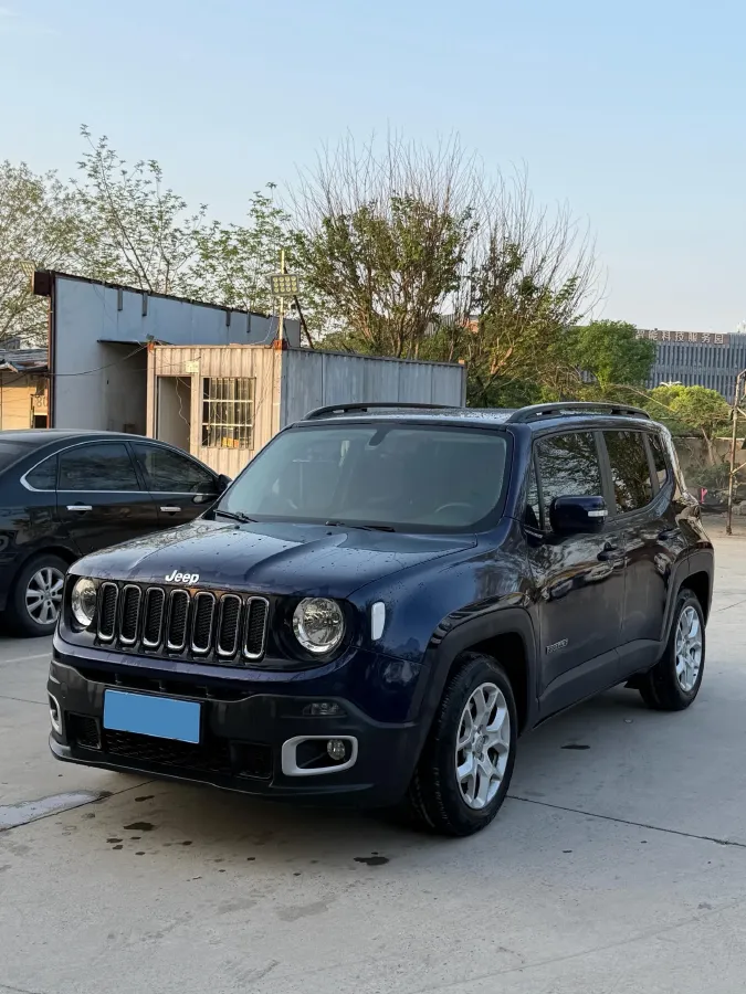 2017 Jeep Renegade 1.4T 150HP L4 7DCT,autocango,china used car exporter,china ev exporter,chinese used car exporter,chinese used ev exporter