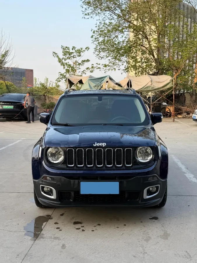 2017 Jeep Renegade 1.4T 150HP L4 7DCT,autocango,china used car exporter,china ev exporter,chinese used car exporter,chinese used ev exporter