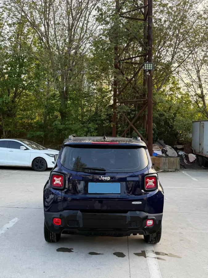 2017 Jeep Renegade 1.4T 150HP L4 7DCT,autocango,china used car exporter,china ev exporter,chinese used car exporter,chinese used ev exporter