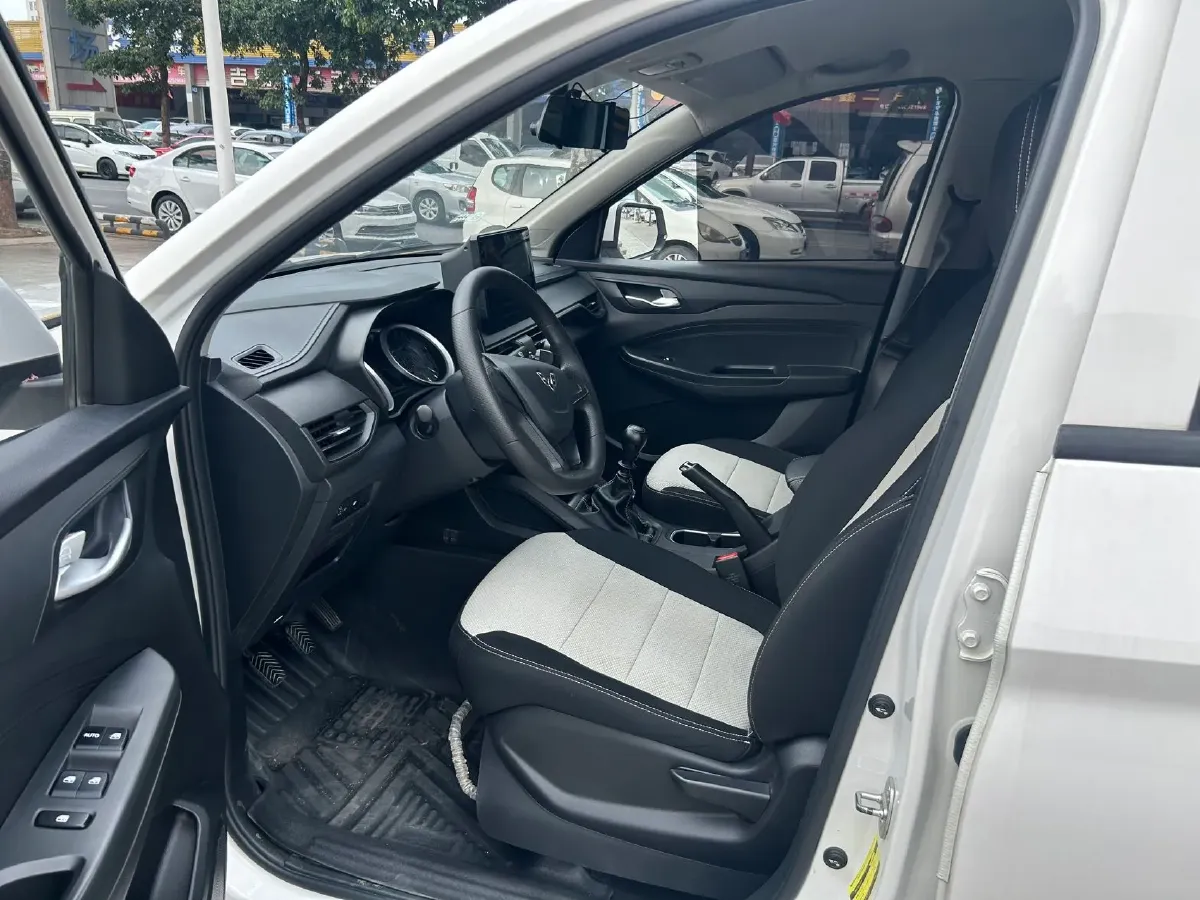 2019 JinBei JinDian 2.2L 116HP L4 5MT,autocango,china used car exporter,china ev exporter,chinese used car exporter,chinese used ev exporter