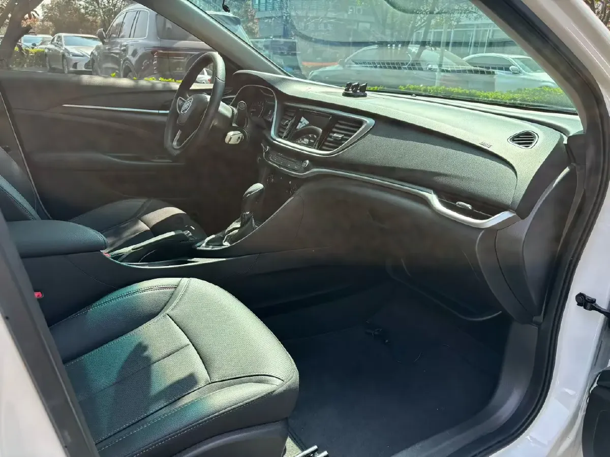 2021 Buick Excelle 1.5L 113HP L4 6AT,autocango,china used car exporter,china ev exporter,chinese used car exporter,chinese used ev exporter