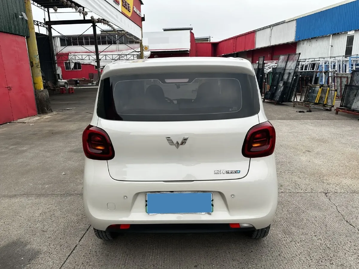 2025 WuLing HongGuang MINI EV BEV 16.2KWH,autocango,china used car exporter,china ev exporter,chinese used car exporter,chinese used ev exporter