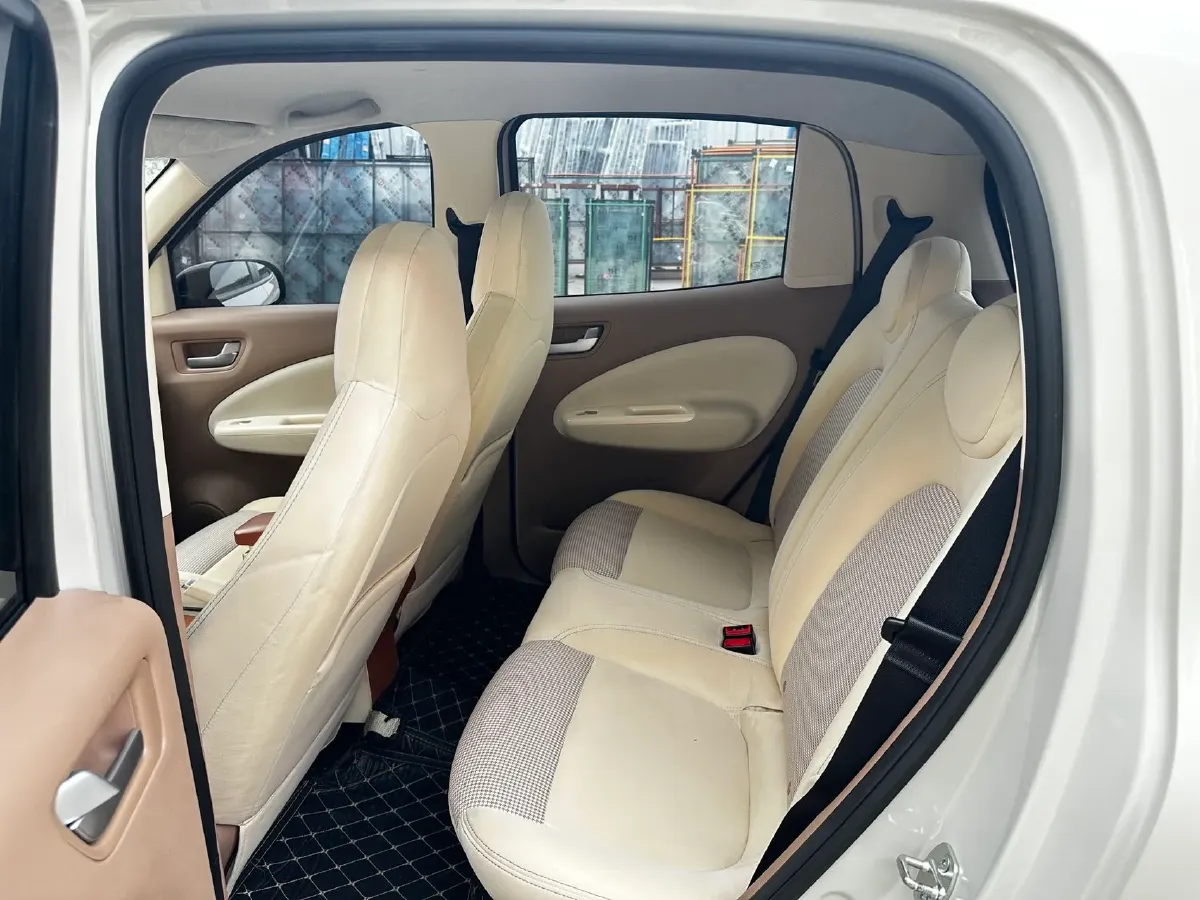 2025 WuLing HongGuang MINI EV BEV 16.2KWH,autocango,china used car exporter,china ev exporter,chinese used car exporter,chinese used ev exporter