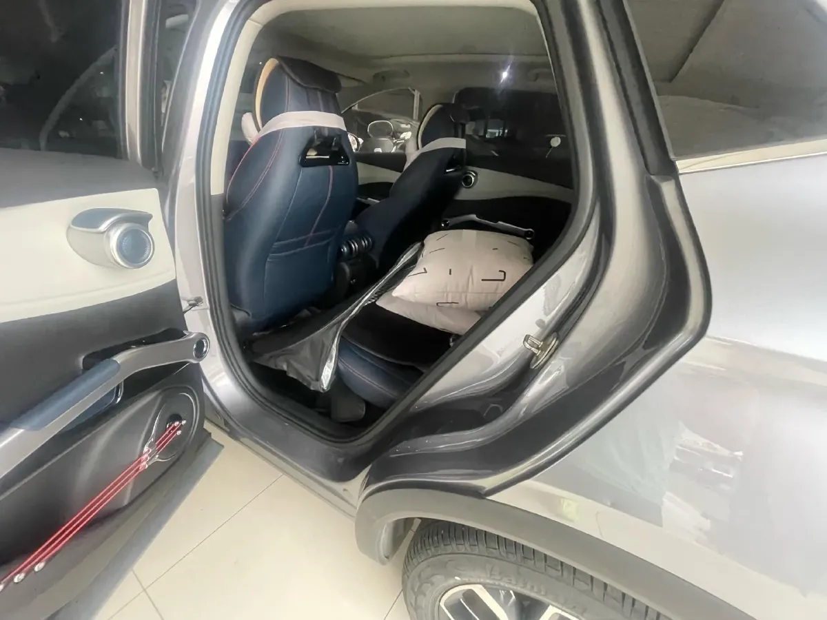 2022 Roewe RX5 MAX 1.5T 181HP L4 6AT,autocango,china used car exporter,china ev exporter,chinese used car exporter,chinese used ev exporter