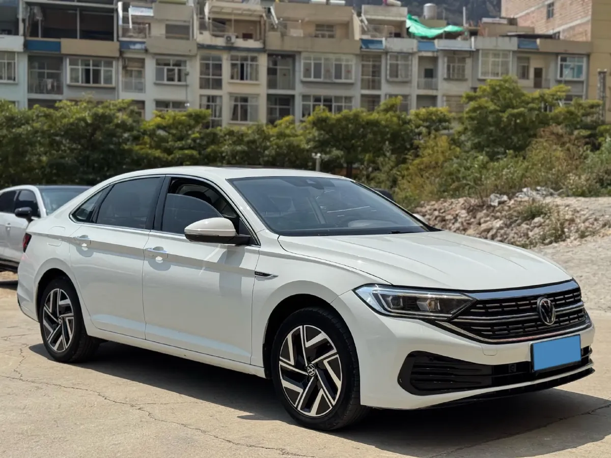 2022 Volkswagen Sagitar 1.2T 116HP L4 7DCT,autocango,china used car exporter,china ev exporter,chinese used car exporter,chinese used ev exporter