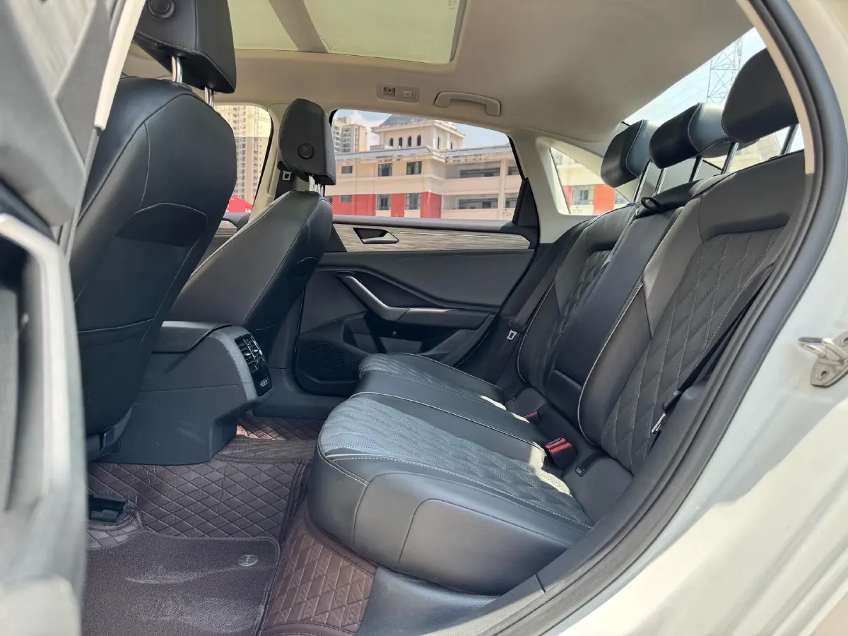 2022 Volkswagen Sagitar 1.2T 116HP L4 7DCT,autocango,china used car exporter,china ev exporter,chinese used car exporter,chinese used ev exporter