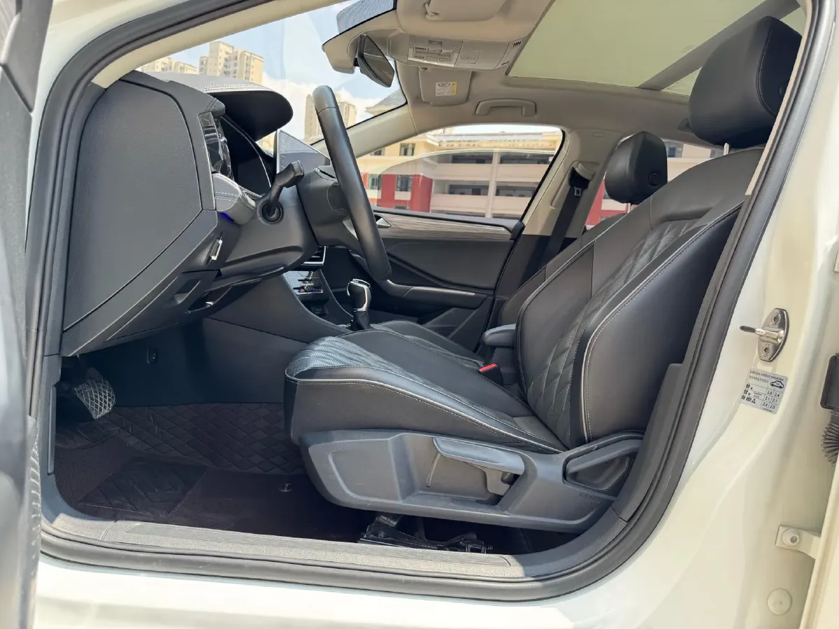 2022 Volkswagen Sagitar 1.2T 116HP L4 7DCT,autocango,china used car exporter,china ev exporter,chinese used car exporter,chinese used ev exporter