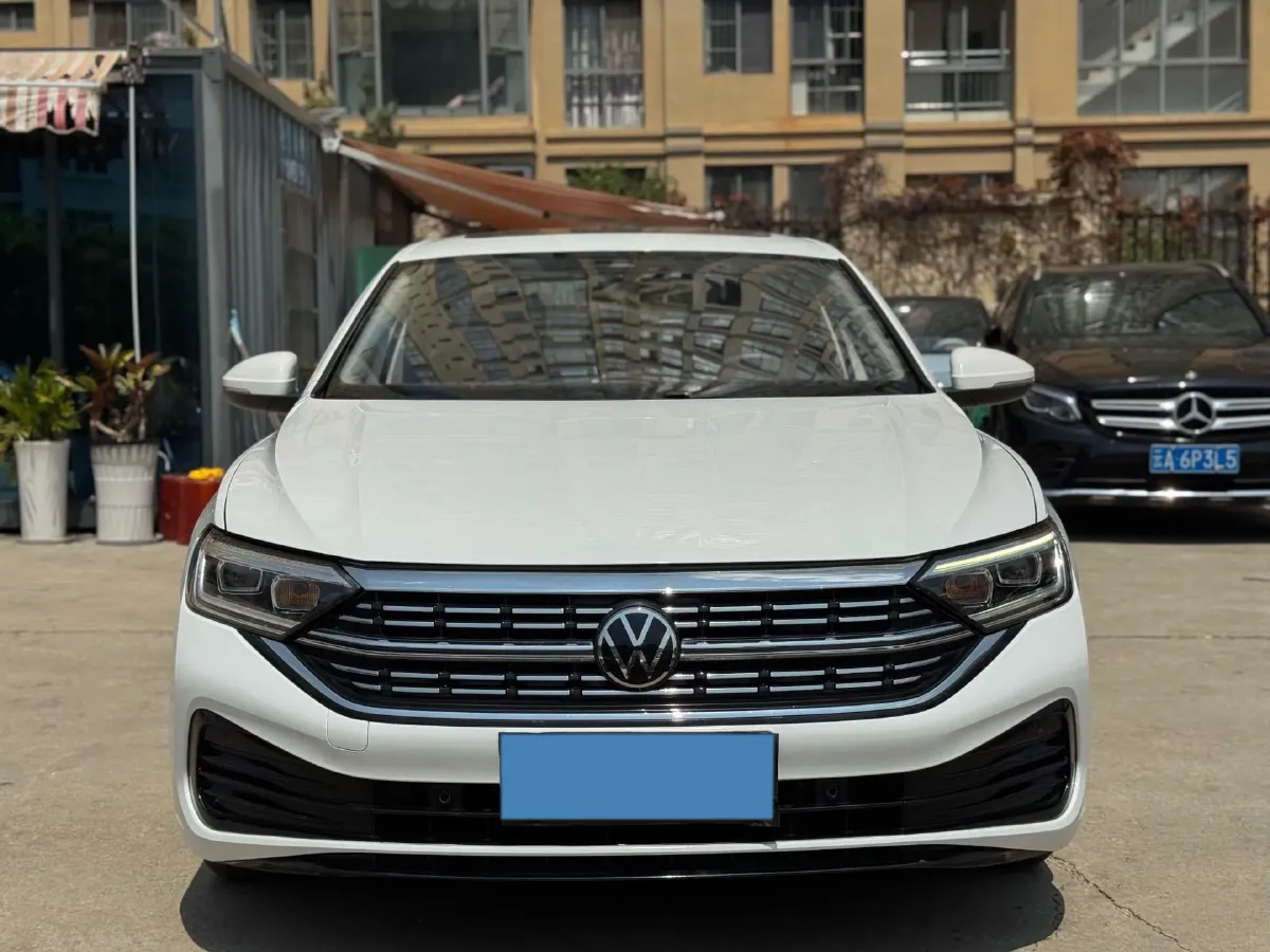 2022 Volkswagen Sagitar 1.2T 116HP L4 7DCT,autocango,china used car exporter,china ev exporter,chinese used car exporter,chinese used ev exporter