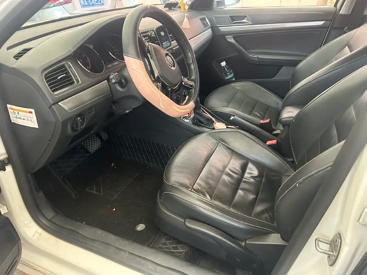 2017 Volkswagen Lavida 1.4T 131HP L4 7DCT,autocango,china used car exporter,china ev exporter,chinese used car exporter,chinese used ev exporter