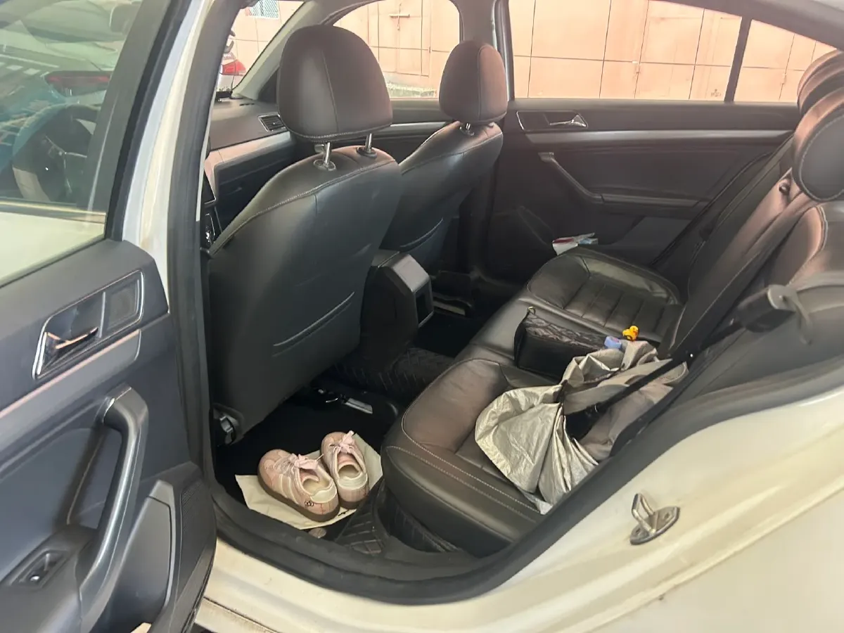 2017 Volkswagen Lavida 1.4T 131HP L4 7DCT,autocango,china used car exporter,china ev exporter,chinese used car exporter,chinese used ev exporter