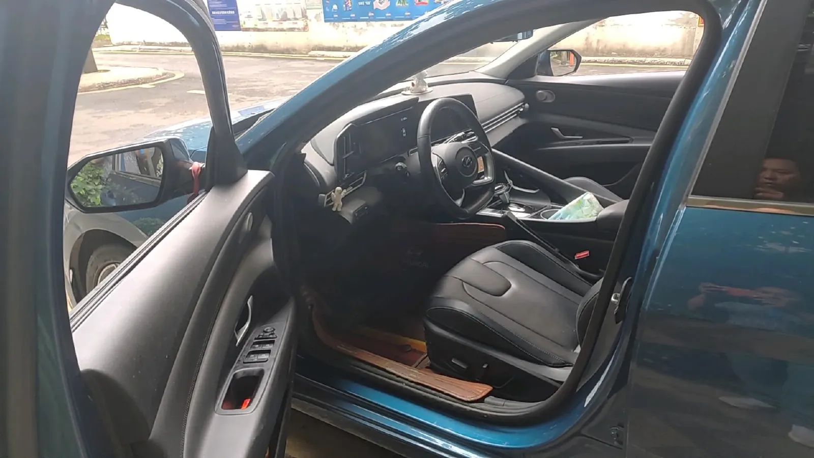 2021 Hyundai Elantra 1.5L 115HP L4 CVT,autocango,china used car exporter,china ev exporter,chinese used car exporter,chinese used ev exporter