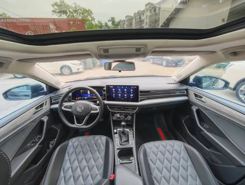2023 Volkswagen Sagitar 1.5T 160HP L4 7DCT,autocango,china used car exporter,china ev exporter,chinese used car exporter,chinese used ev exporter