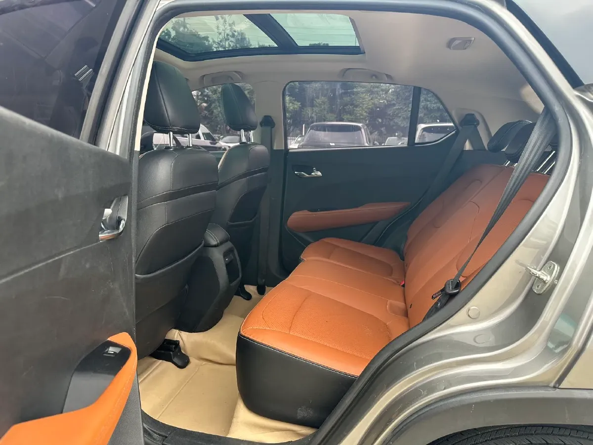 2019 Geely Emgrand GS 1.8L 133HP L4 6MT,autocango,china used car exporter,china ev exporter,chinese used car exporter,chinese used ev exporter