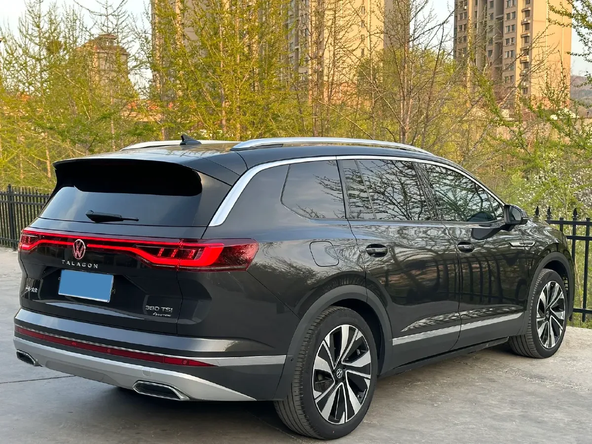 2023 Volkswagen Talagon 2.0T 220HP L4 7DCT,autocango,china used car exporter,china ev exporter,chinese used car exporter,chinese used ev exporter