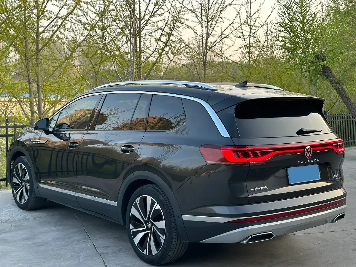 2023 Volkswagen Talagon 2.0T 220HP L4 7DCT,autocango,china used car exporter,china ev exporter,chinese used car exporter,chinese used ev exporter