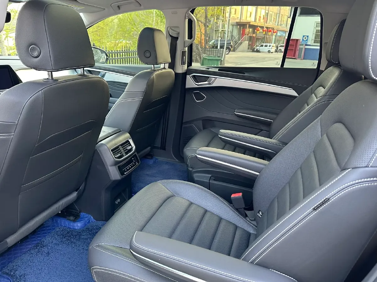 2023 Volkswagen Talagon 2.0T 220HP L4 7DCT,autocango,china used car exporter,china ev exporter,chinese used car exporter,chinese used ev exporter