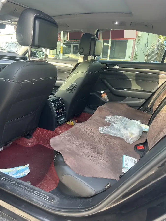 2019 Volkswagen Magotan 2.0T 186HP L4 7DCT,autocango,china used car exporter,china ev exporter,chinese used car exporter,chinese used ev exporter