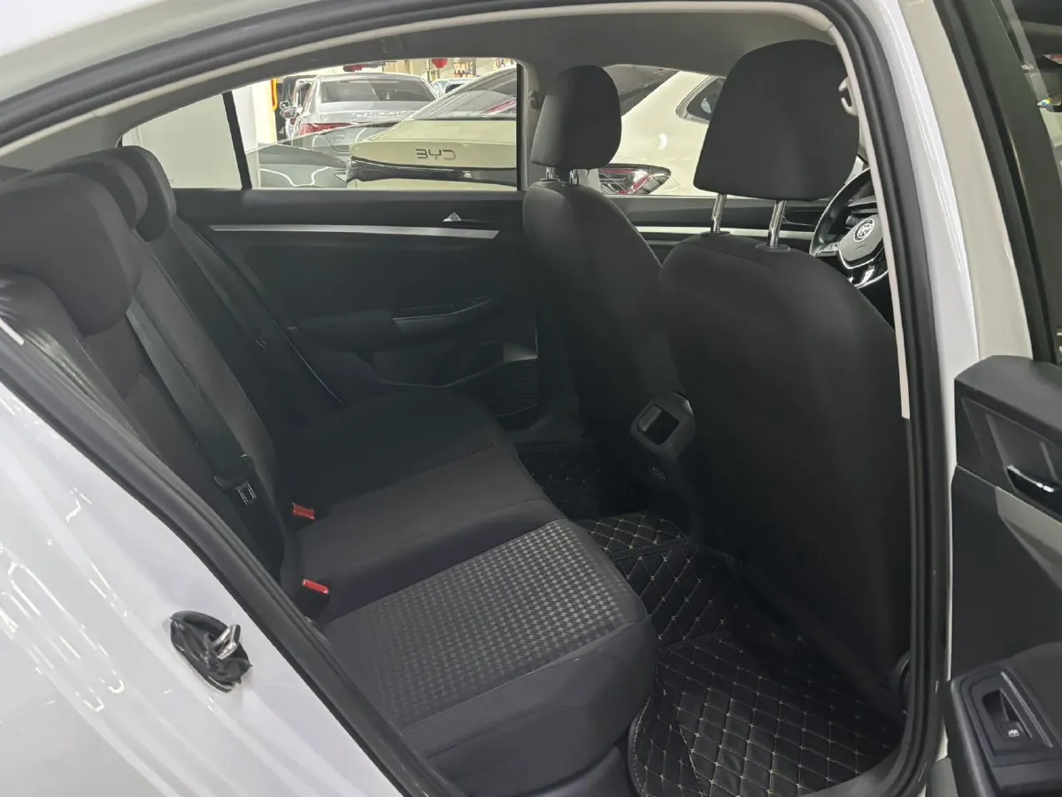 2021 Volkswagen Bora 1.5L 113HP L4 6AT,autocango,china used car exporter,china ev exporter,chinese used car exporter,chinese used ev exporter