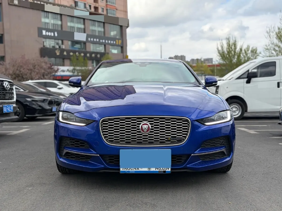 2020 Jaguar XEL 2.0T 200HP L4 8AT,autocango,china used car exporter,china ev exporter,chinese used car exporter,chinese used ev exporter