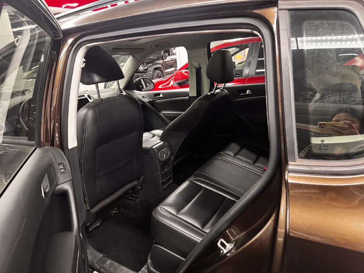 2017 Haval H9 2.0T 190HP L4 8AT,autocango,china used car exporter,china ev exporter,chinese used car exporter,chinese used ev exporter