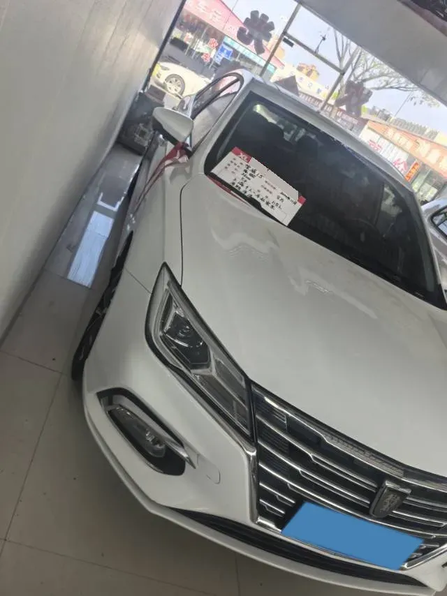 2020 Roewe i5 1.5L 120HP L4 CVT,autocango,china used car exporter,china ev exporter,chinese used car exporter,chinese used ev exporter