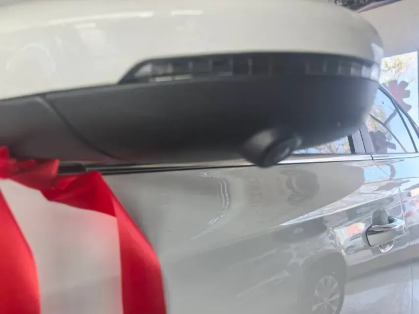 2020 Roewe i5 1.5L 120HP L4 CVT,autocango,china used car exporter,china ev exporter,chinese used car exporter,chinese used ev exporter