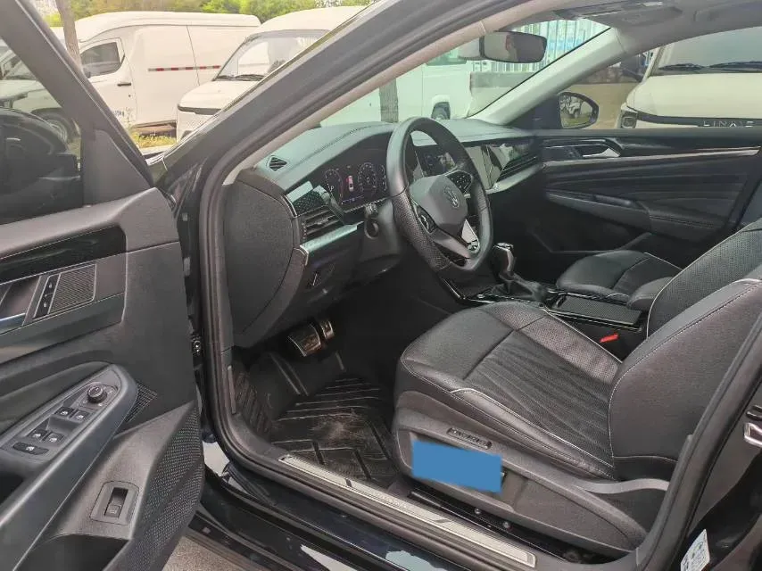 2022 Xpeng P7 BEV 60.2KWH,autocango,china used car exporter,china ev exporter,chinese used car exporter,chinese used ev exporter