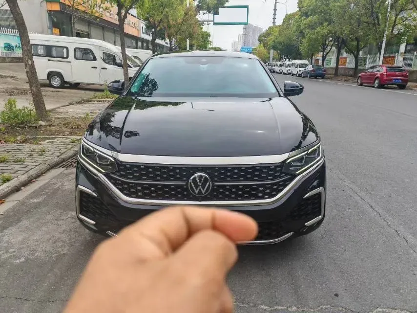 2022 Xpeng P7 BEV 60.2KWH,autocango,china used car exporter,china ev exporter,chinese used car exporter,chinese used ev exporter