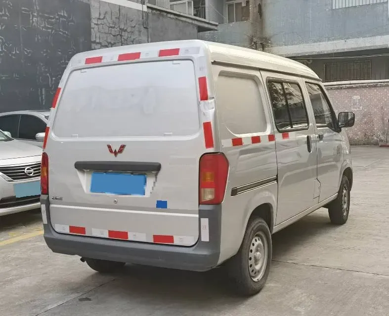 2020 WuLing RongGuang 1.2L 76HP L4 5MT,autocango,china used car exporter,china ev exporter,chinese used car exporter,chinese used ev exporter