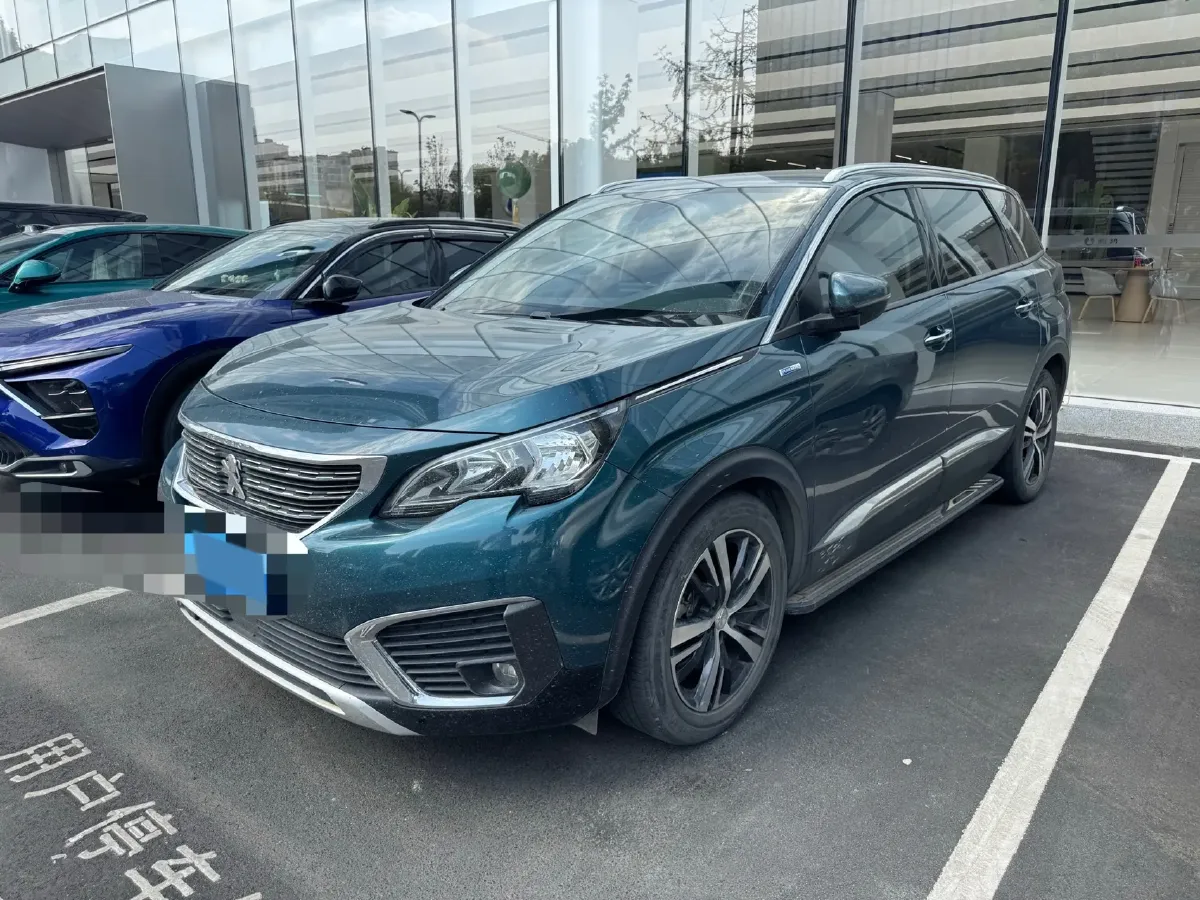 2019 Peugeot 5008 1.6T 167HP L4 6AT,autocango,china used car exporter,china ev exporter,chinese used car exporter,chinese used ev exporter