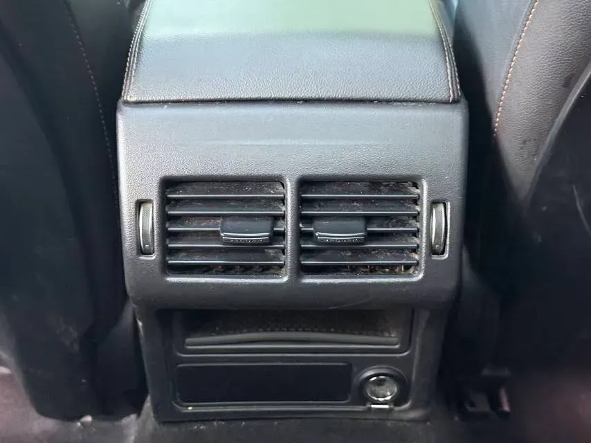 2019 Land Rover Discovery Sport 2.0T 200HP L4 9AT,autocango,china used car exporter,china ev exporter,chinese used car exporter,chinese used ev exporter