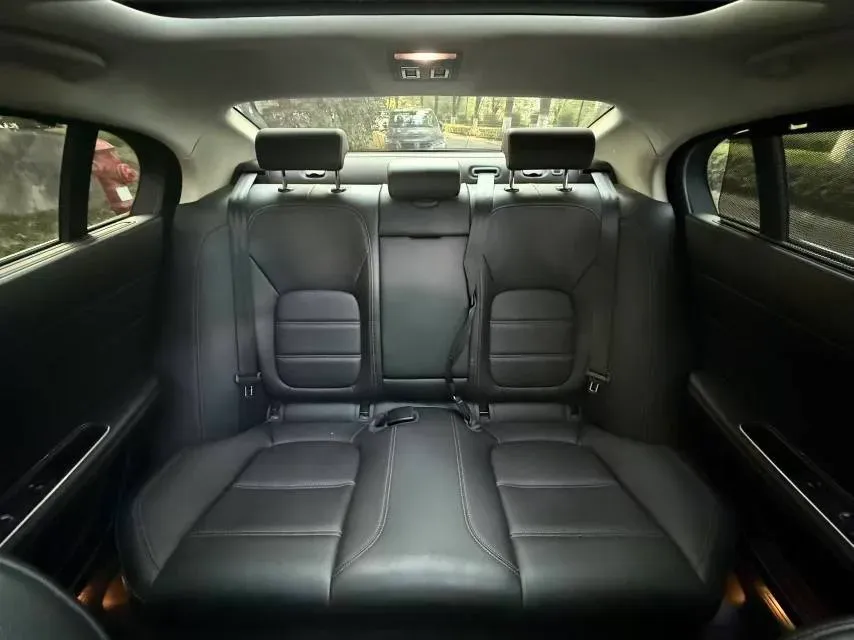 2019 Land Rover Discovery Sport 2.0T 200HP L4 9AT,autocango,china used car exporter,china ev exporter,chinese used car exporter,chinese used ev exporter