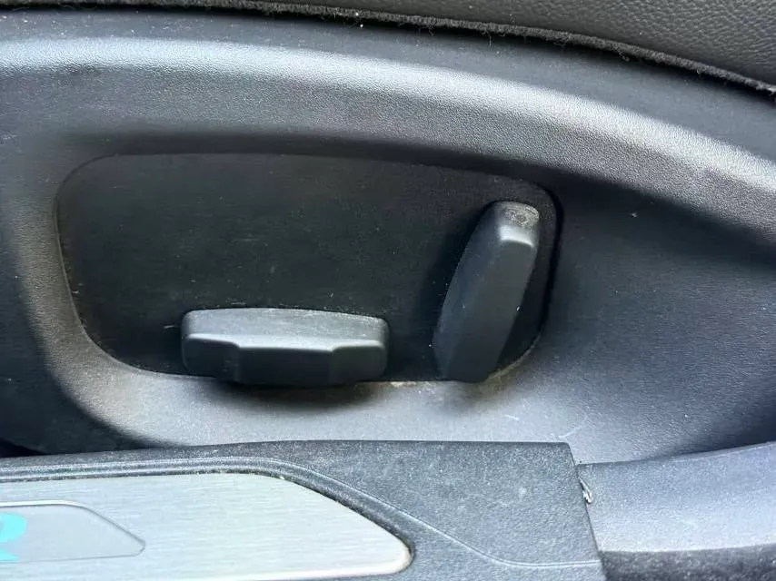 2019 Land Rover Discovery Sport 2.0T 200HP L4 9AT,autocango,china used car exporter,china ev exporter,chinese used car exporter,chinese used ev exporter