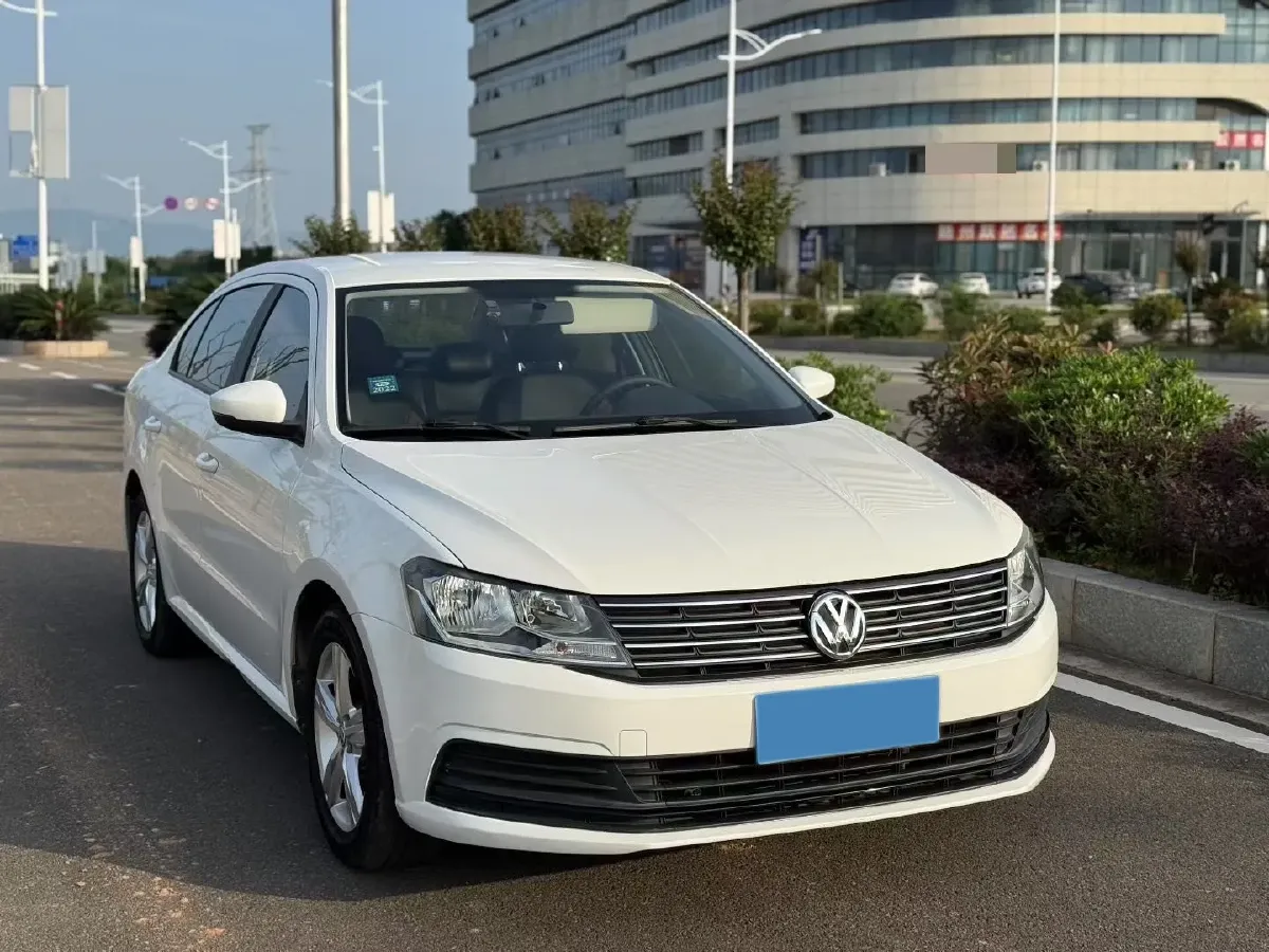 2018 Landwind XiaoYao 1.5T 163HP L4 CVT,autocango,china used car exporter,china ev exporter,chinese used car exporter,chinese used ev exporter