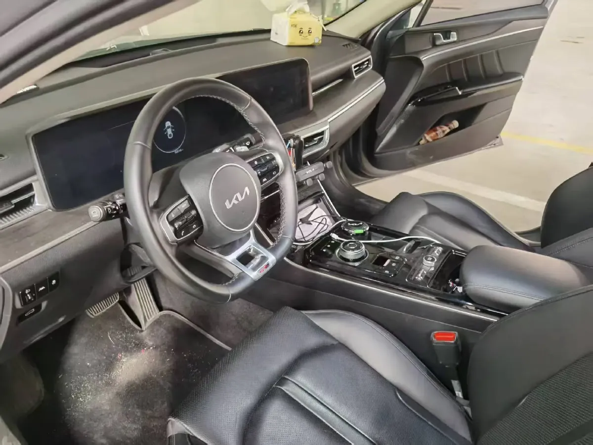 2021 Kia K5 2.0T 240HP L4 8AT,autocango,china used car exporter,china ev exporter,chinese used car exporter,chinese used ev exporter