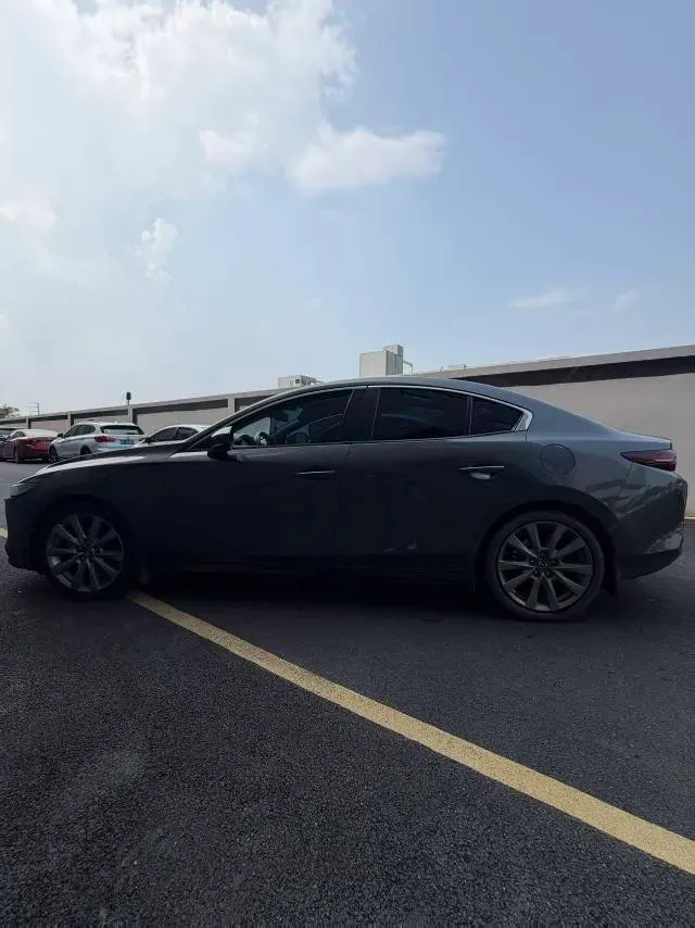 2022 Mazda 3 Axela 2.0L 158HP L4 6AT,autocango,china used car exporter,china ev exporter,chinese used car exporter,chinese used ev exporter