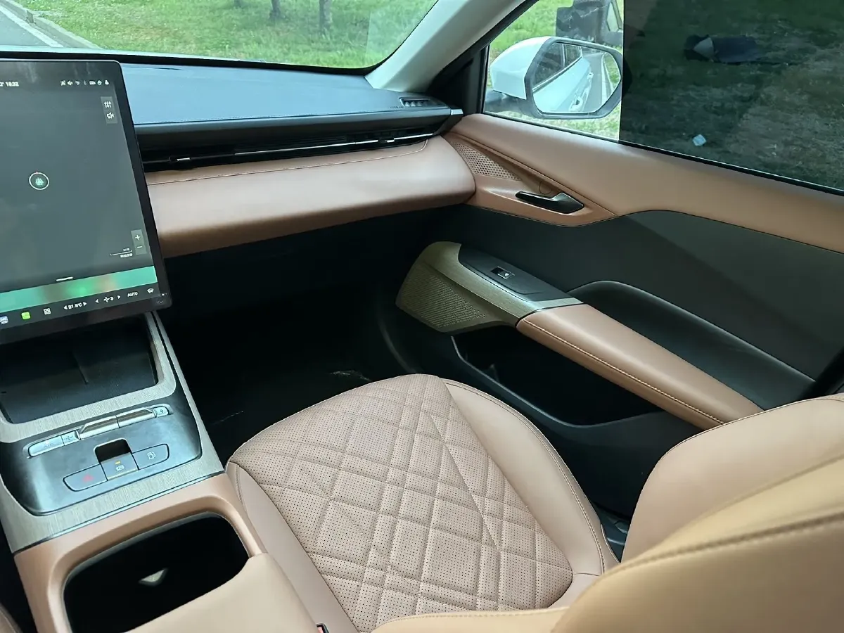 2025 ChangAn EadoPHEV 1.5L 98HP L4 E-CVT PHEV,autocango,china used car exporter,china ev exporter,chinese used car exporter,chinese used ev exporter