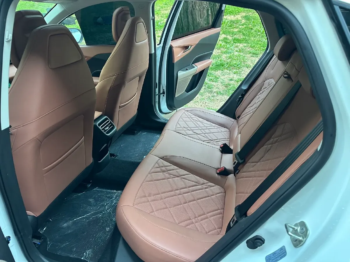 2025 ChangAn EadoPHEV 1.5L 98HP L4 E-CVT PHEV,autocango,china used car exporter,china ev exporter,chinese used car exporter,chinese used ev exporter