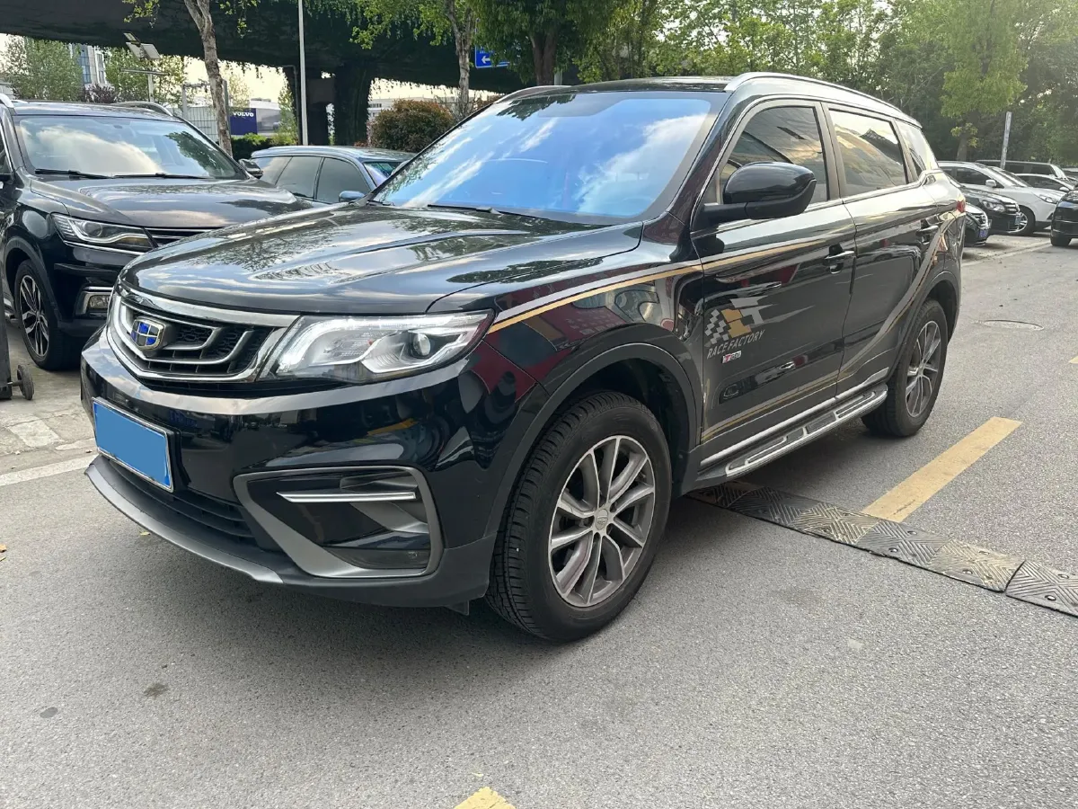 2020 Roewe i6 1.5T 169HP L4 7DCT,autocango,china used car exporter,china ev exporter,chinese used car exporter,chinese used ev exporter