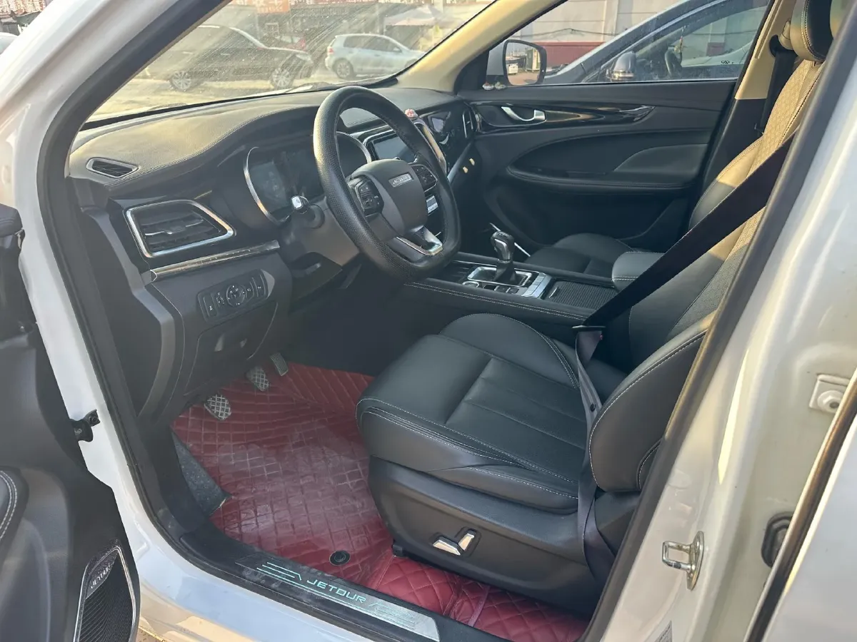 2019 Jetour X90 1.5T 147HP L4 6MT,autocango,china used car exporter,china ev exporter,chinese used car exporter,chinese used ev exporter