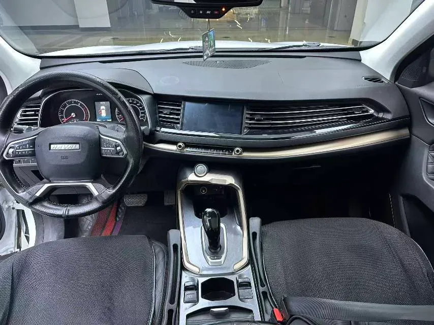 2021 Haval H6 1.5T 169HP L4 7DCT,autocango,china used car exporter,china ev exporter,chinese used car exporter,chinese used ev exporter