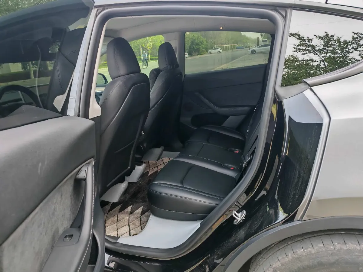 2022 Tesla Model Y BEV 60KWH,autocango,china used car exporter,china ev exporter,chinese used car exporter,chinese used ev exporter