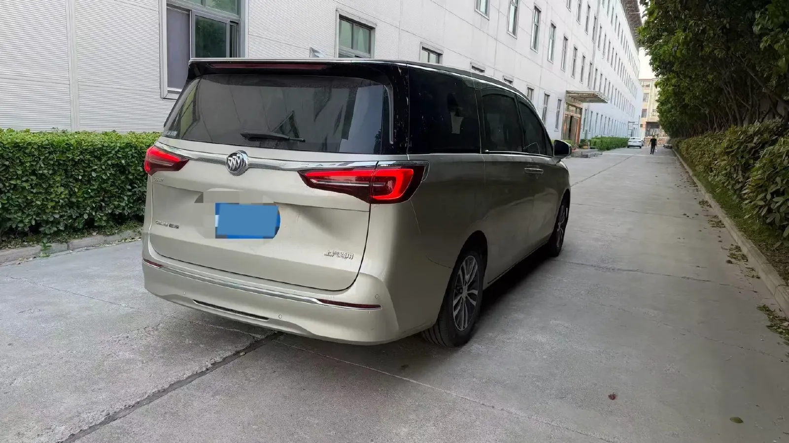 2021 Buick GL8 2.0T 237HP L4 9AT,autocango,china used car exporter,china ev exporter,chinese used car exporter,chinese used ev exporter
