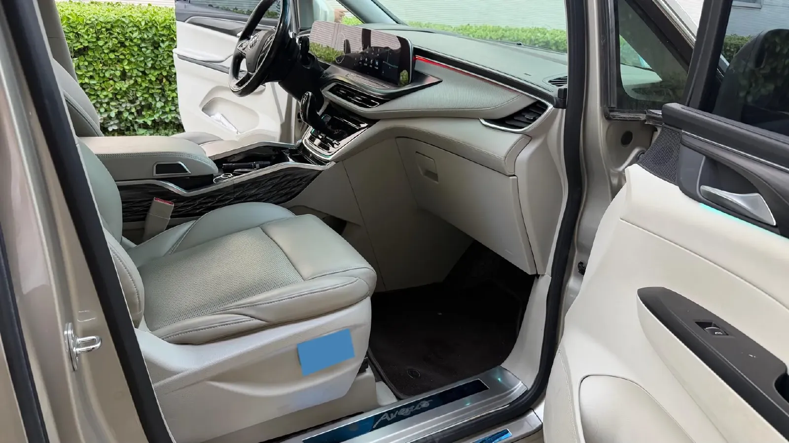 2021 Buick GL8 2.0T 237HP L4 9AT,autocango,china used car exporter,china ev exporter,chinese used car exporter,chinese used ev exporter