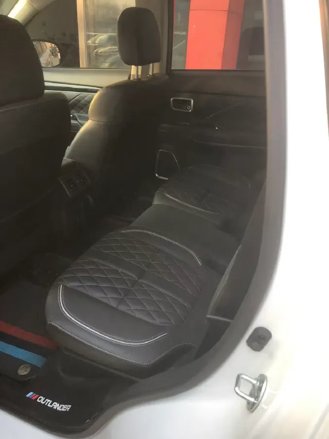 2021 Mitsubishi Outlander 2.0L 166HP L4 CVT,autocango,china used car exporter,china ev exporter,chinese used car exporter,chinese used ev exporter