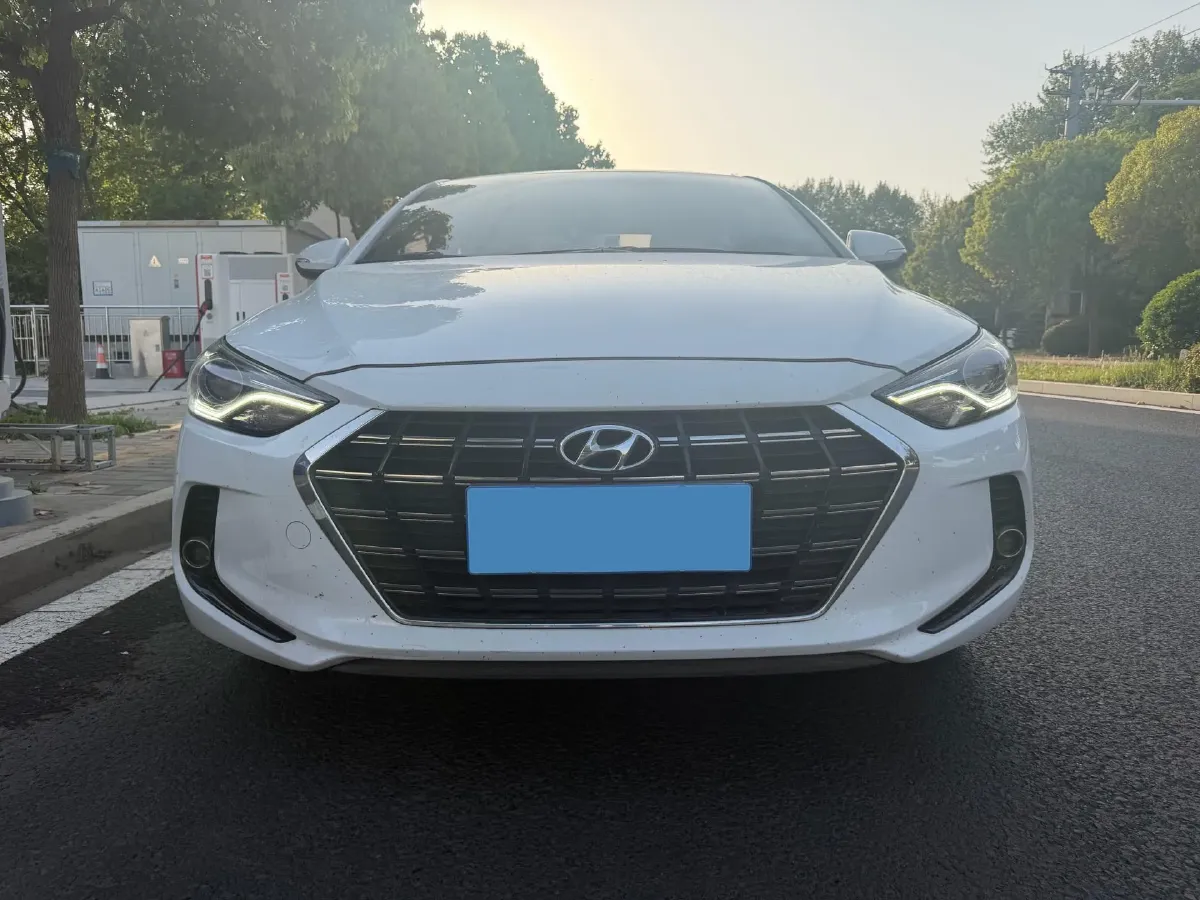 2020 Hyundai Elantra 1.5L 115HP L4 CVT,autocango,china used car exporter,china ev exporter,chinese used car exporter,chinese used ev exporter