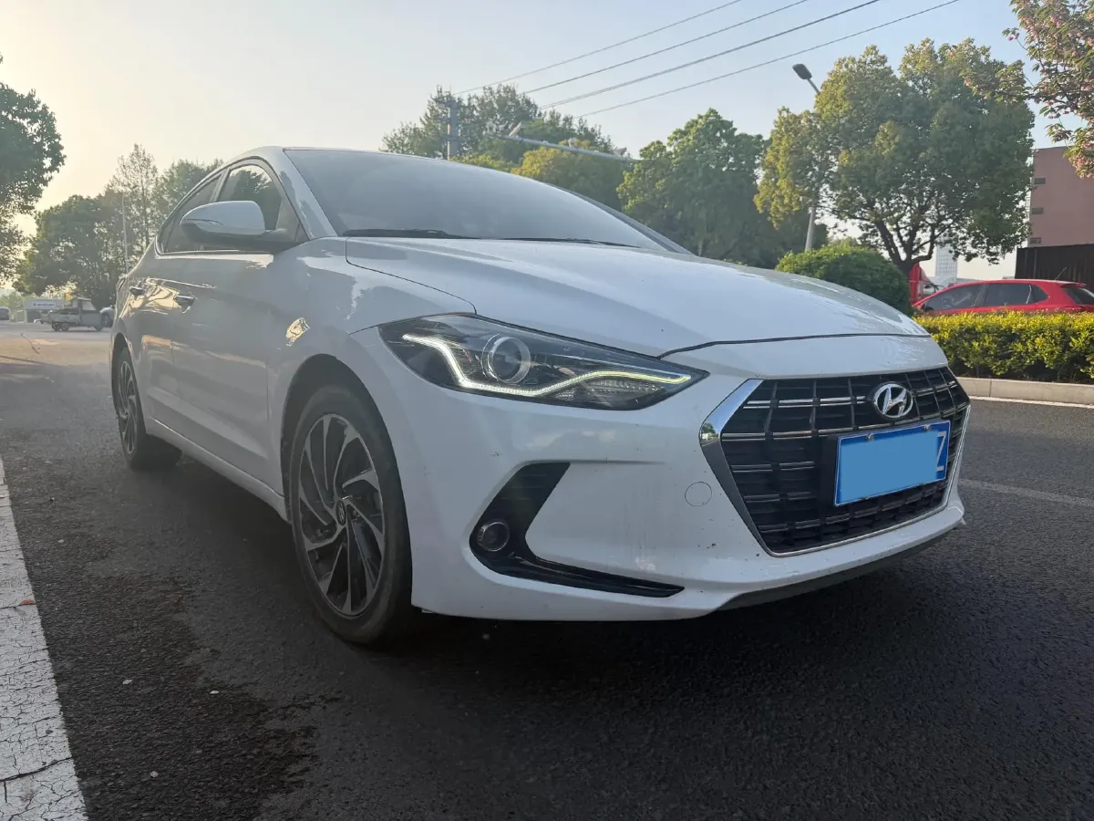 2020 Hyundai Elantra 1.5L 115HP L4 CVT,autocango,china used car exporter,china ev exporter,chinese used car exporter,chinese used ev exporter