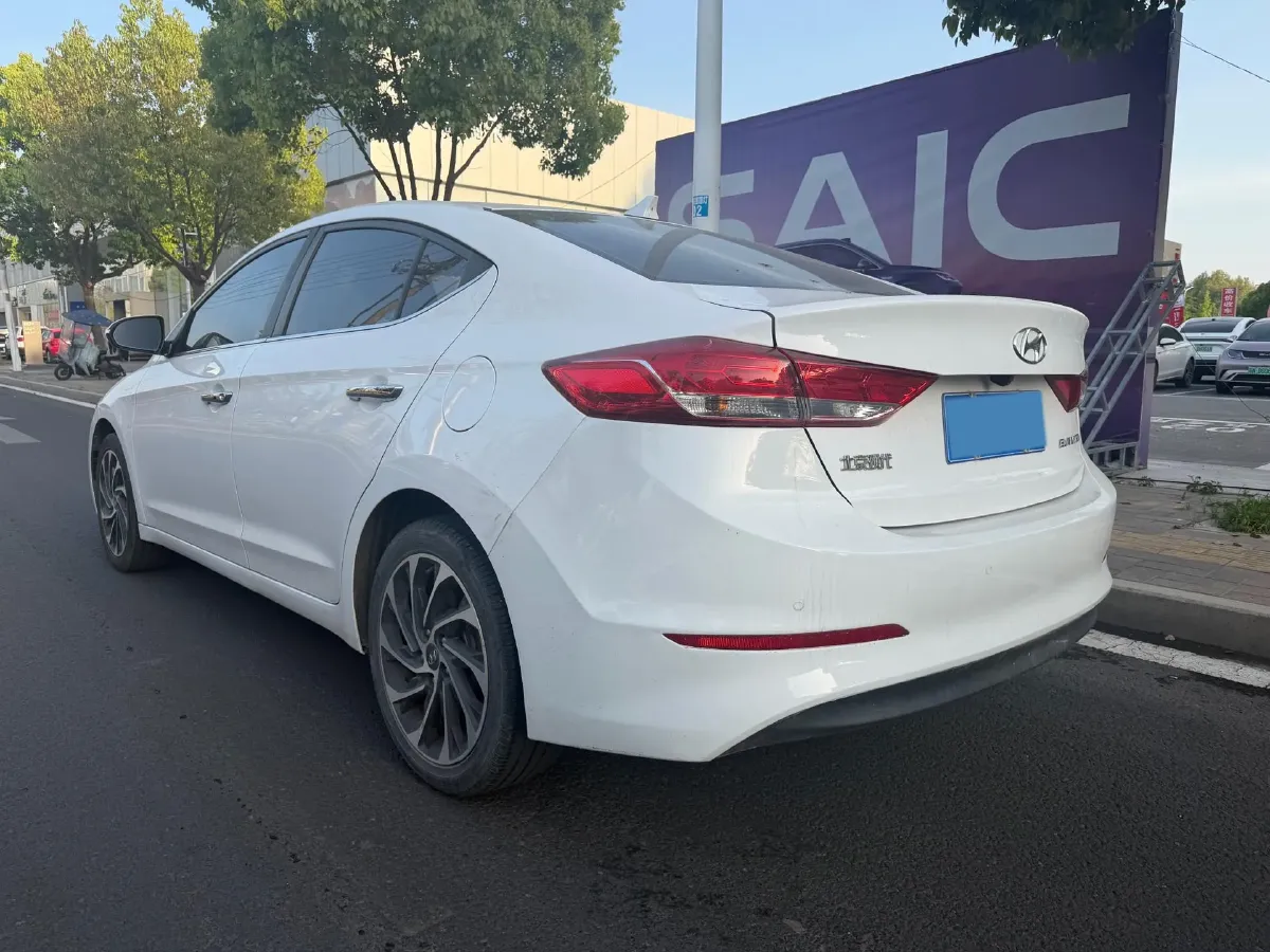 2020 Hyundai Elantra 1.5L 115HP L4 CVT,autocango,china used car exporter,china ev exporter,chinese used car exporter,chinese used ev exporter