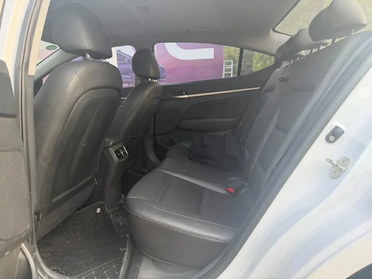 2020 Hyundai Elantra 1.5L 115HP L4 CVT,autocango,china used car exporter,china ev exporter,chinese used car exporter,chinese used ev exporter