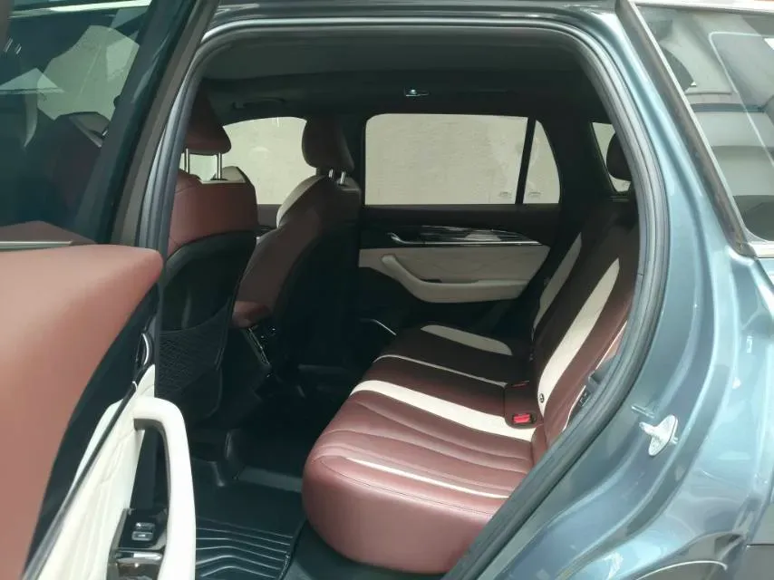 2021 Geely Monjaro 2.0T 218HP L4 7DCT,autocango,china used car exporter,china ev exporter,chinese used car exporter,chinese used ev exporter